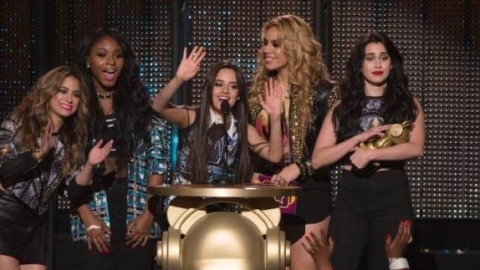 Veja performances de Fifth Harmony, Nick Jonas, Shawn Mendes e mais no Radio Disney Awards
