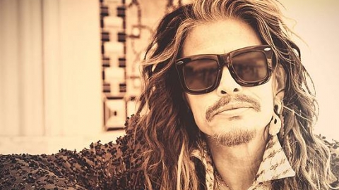 Ouça "Love Is Your Name", primeira faixa do projeto country de Steven Tyler do Aerosmith