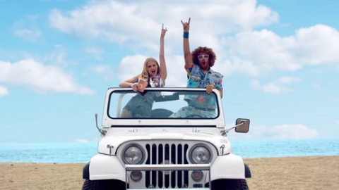 Confira o clipe de "Where The Sun Goes", parceria de Redfoo com Stevie Wonder
