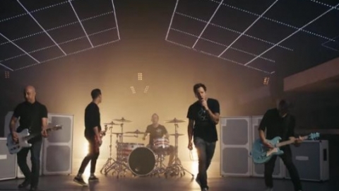 Ouça "Boom!", faixa inédita do Simple Plan