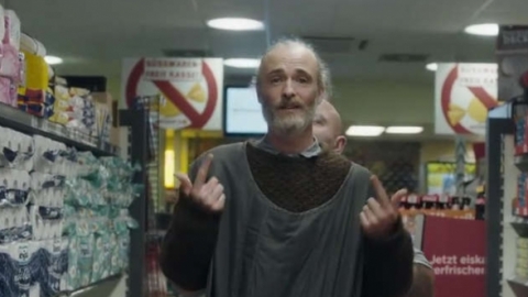 Veja "3 Miles High", o novo clipe do Travis