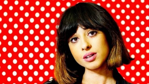 Foxes cancela shows no Reino Unido devido a infecção pulmonar