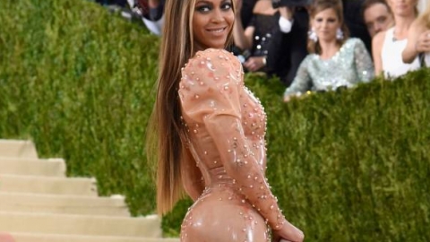 Veja os looks dos artistas no MET Gala 2016