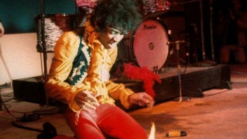 Veja momentos antológicos de Jimi Hendrix, Queen, The Who e Nirvana em grandes festivais