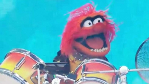 Dr. Teeth and The Electric Mayhem, a banda dos Muppets, faz sua estreia nos palcos. Veja!