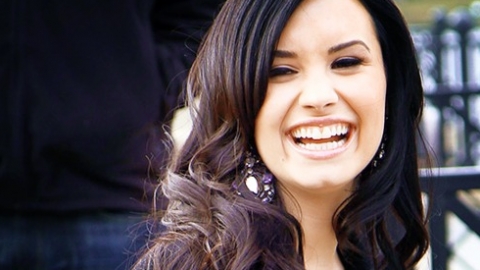 Veja Demi Lovato cantando "Skyscraper" ao vivo