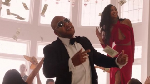 Confira o clipe de "Zillionaire", de Flo Rida
