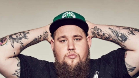 Estreia de Rag'n'Bone Man chega quebrando recorde na parada britânica de álbuns