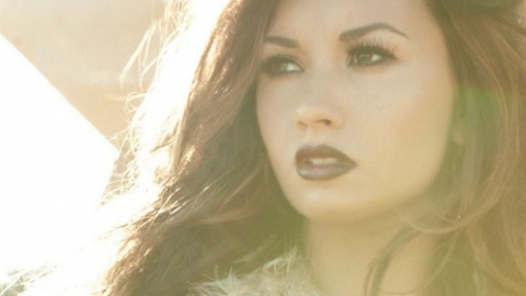Demi Lovato libera um trecho de cada música do álbum "Unbroken"