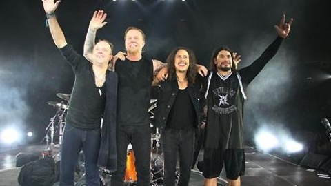 Hoje é dia de Metal no Rock in Rio