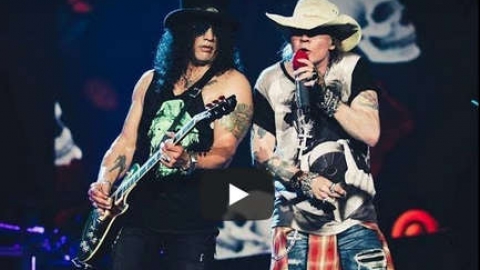 Guns N' Roses cantam 'Wichita Lineman' para Glen Campbell e ' I Feel Good' de James Brown. Veja!