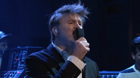 "American Dream" do LCD Soundsystem é eleito o melhor álbum do ano por publicação inglesa
