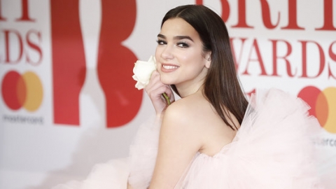 Veja as principais fotos do tapete vermelho do BRIT Awards 2018