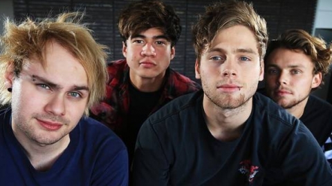 "Youngblood" do 5 Seconds Of Summer bate The Carters e estreia no topo da parada americana