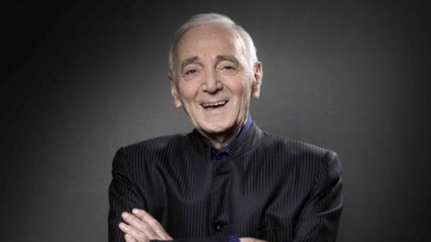 Charles Aznavour, ícone da música francesa, morre aos 94 anos