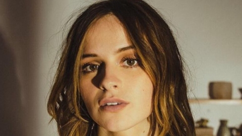 Gabrielle Aplin lança o clipe de seu novo single, "My Mistake"
