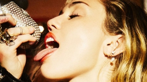 Miley Cyrus em ensaio para a revista Von e muito mais nas imagens da semana