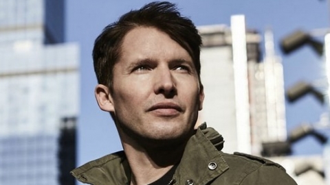 Escute a nova música de James Blunt, "I Told You"