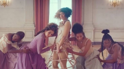 Melanie Martinez divulga clipe para a faixa "The Principal". Assista!