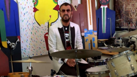 Dave Grohl, Paul McCartney e mais estão na live de aniversário de Ringo Starr. Veja!