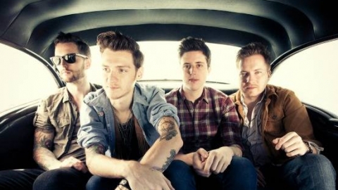 Confira novo single do A Rocket To The Moon, a faixa "First Kiss"