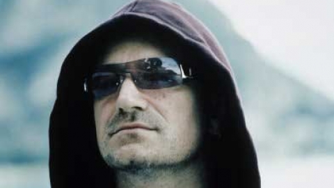 Visão de Bono está se deteriorando diz Julian Lennon