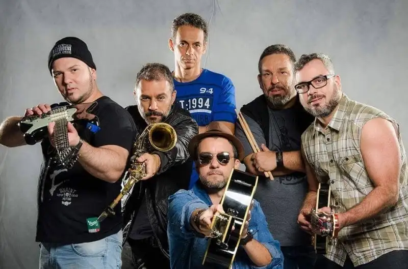 fato-consumado - Fotos